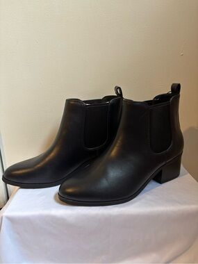 NWT A New Day Black Women's Chelsea Ankle Boots - Classic Slip-On Style